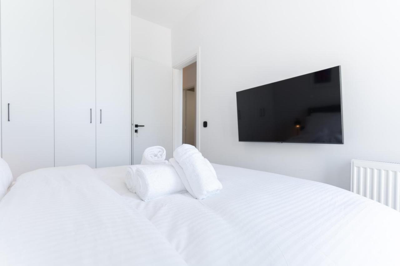 Elegant Apartment In Center, 5Min To History Sites Atenas Exterior foto